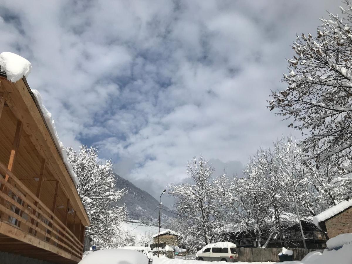 Bed and Breakfast Girgola Mestia Esterno foto