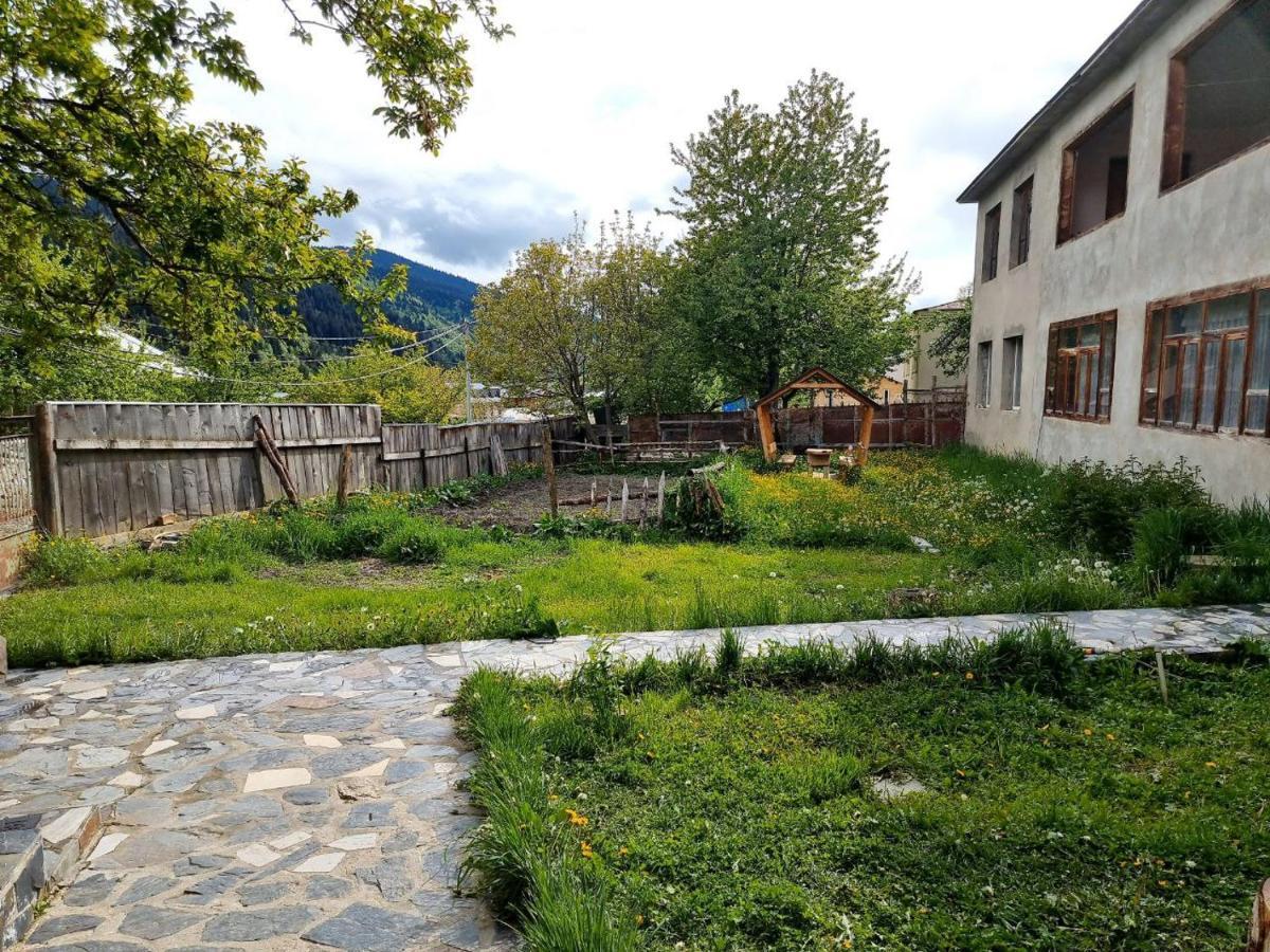 Bed and Breakfast Girgola Mestia Esterno foto