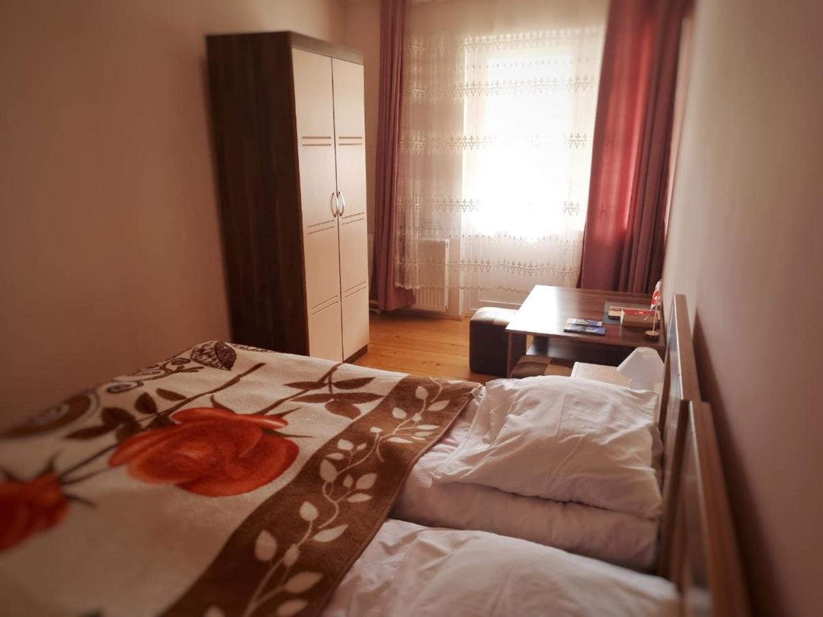 Bed and Breakfast Girgola Mestia Esterno foto