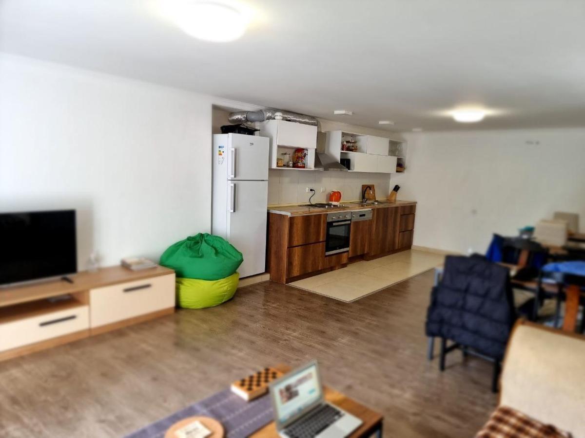 Bed and Breakfast Girgola Mestia Esterno foto
